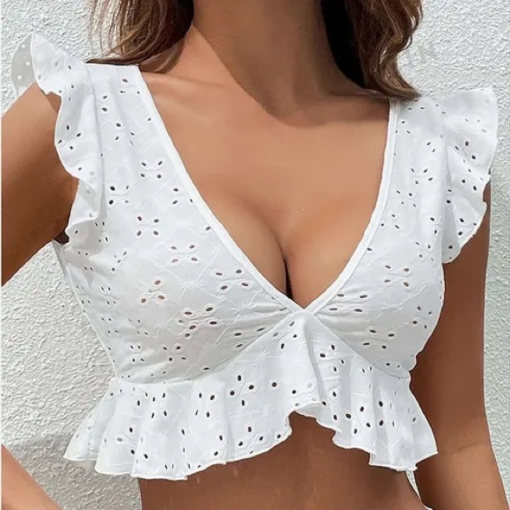 White Eyelet Ruffle Sleeve Crop Top